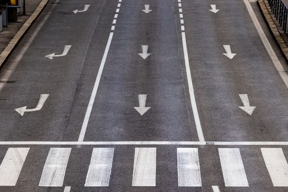 Crossing the Line Understanding California's Lane Violations Laws in