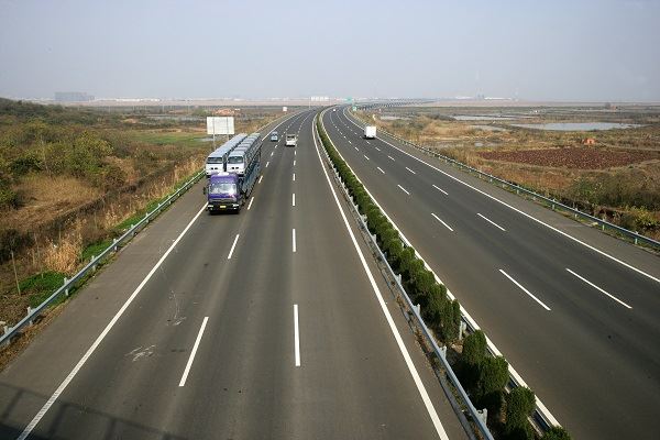 Unsafe Lane Change Fight Or Flight